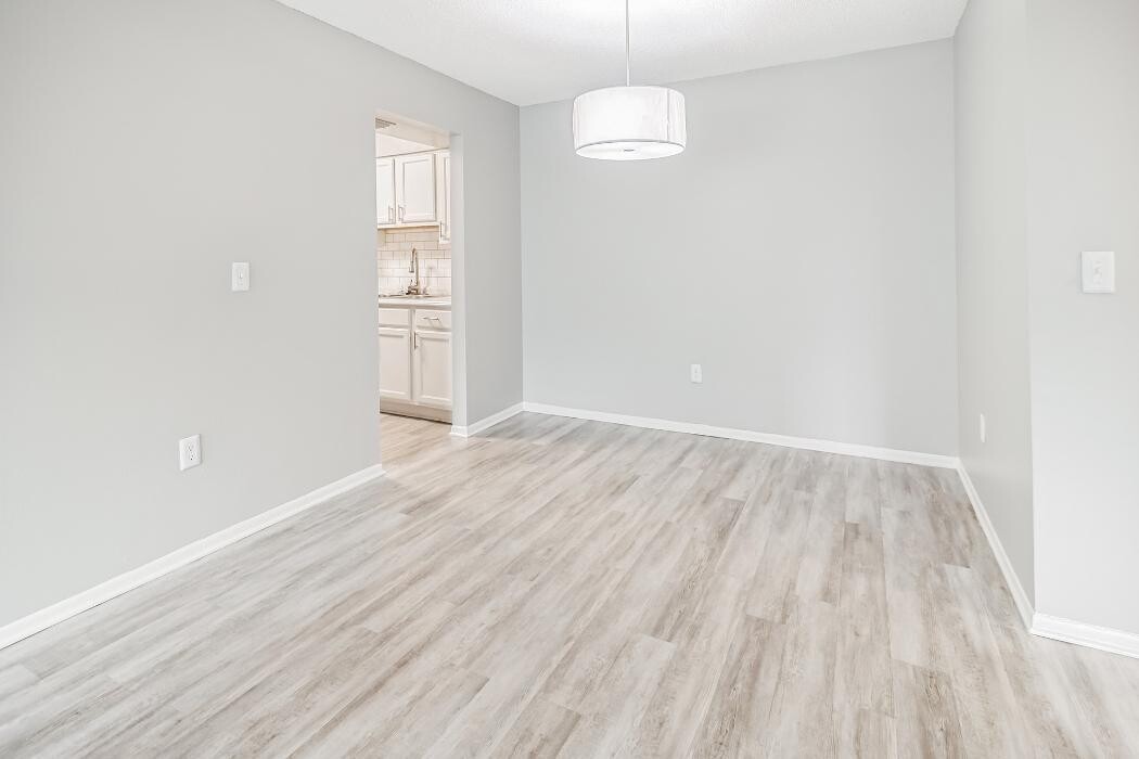 Images Mystic Bay Apartments