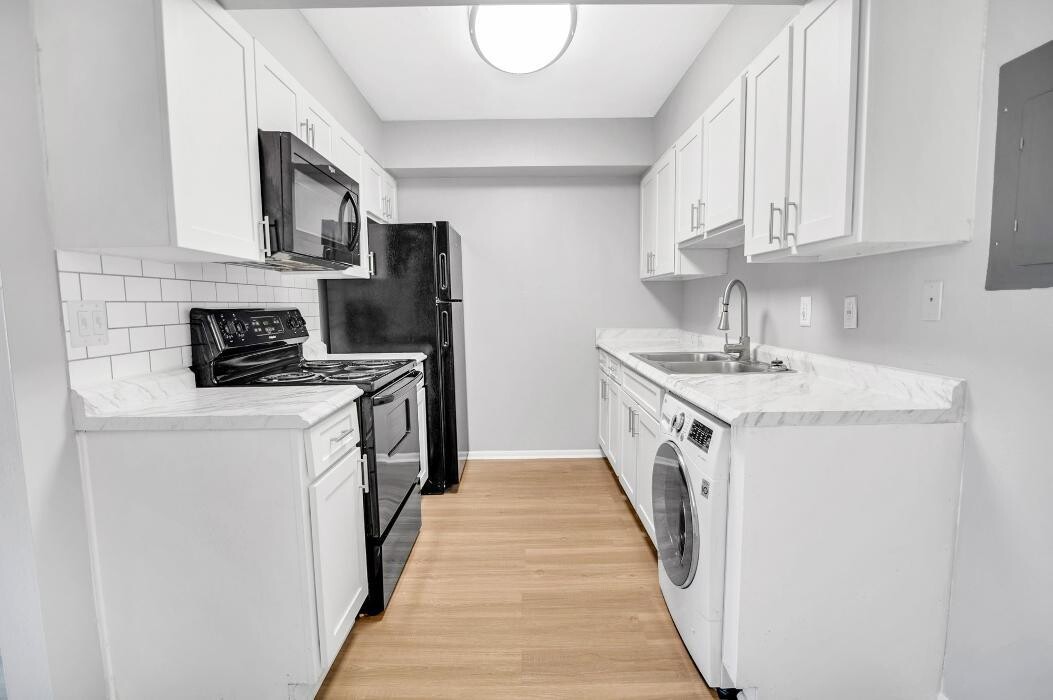 Images Mystic Bay Apartments