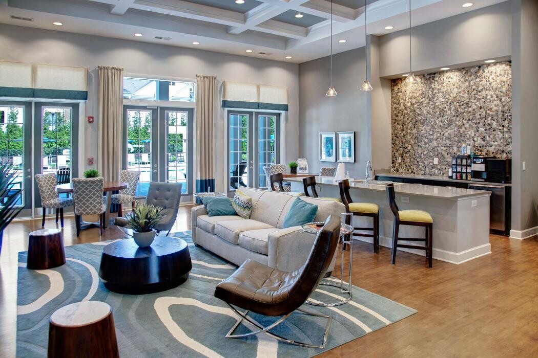 Images The Moderne at Providence Apartments