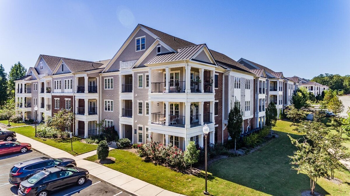 Images The Moderne at Providence Apartments