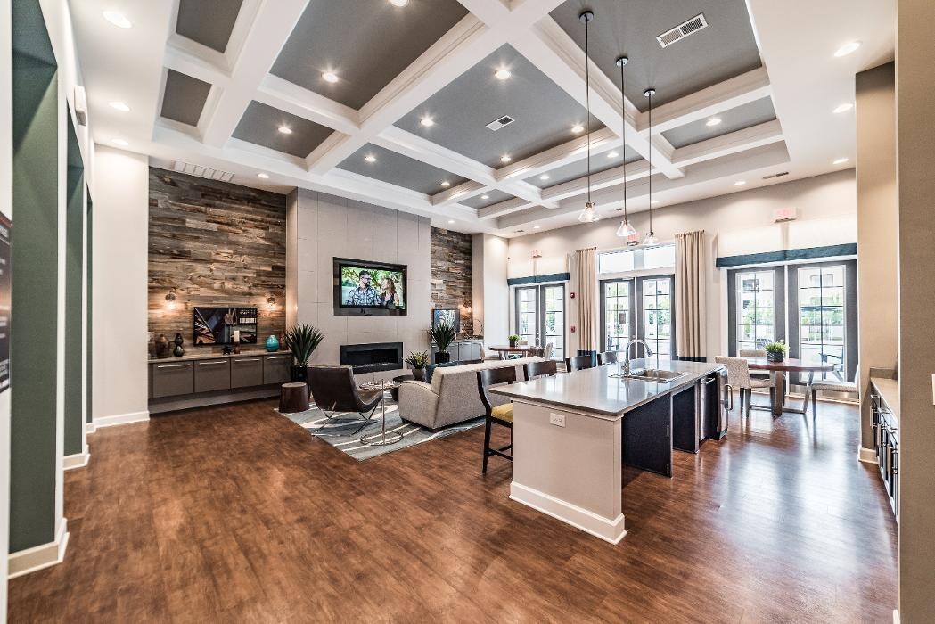 Images The Moderne at Providence Apartments