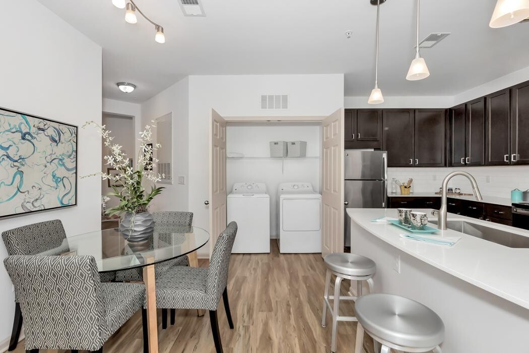 Images The Moderne at Providence Apartments