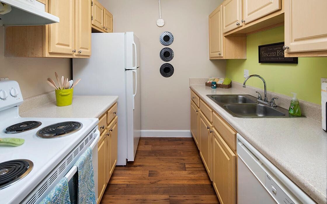 Images Waterchase Apartments