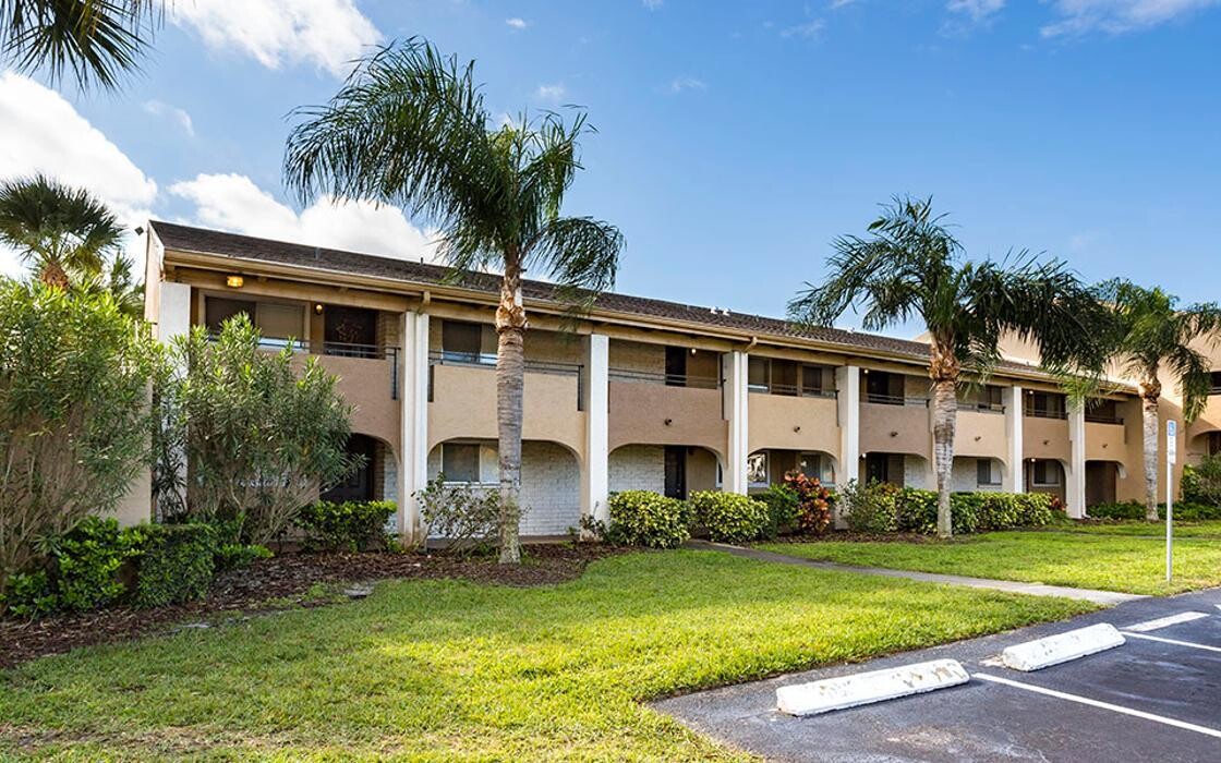 Images Waterchase Apartments