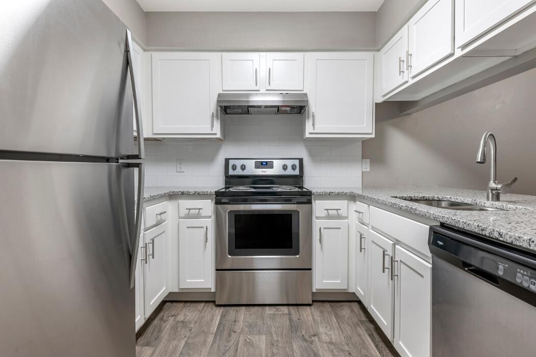 Images Waterchase Apartments