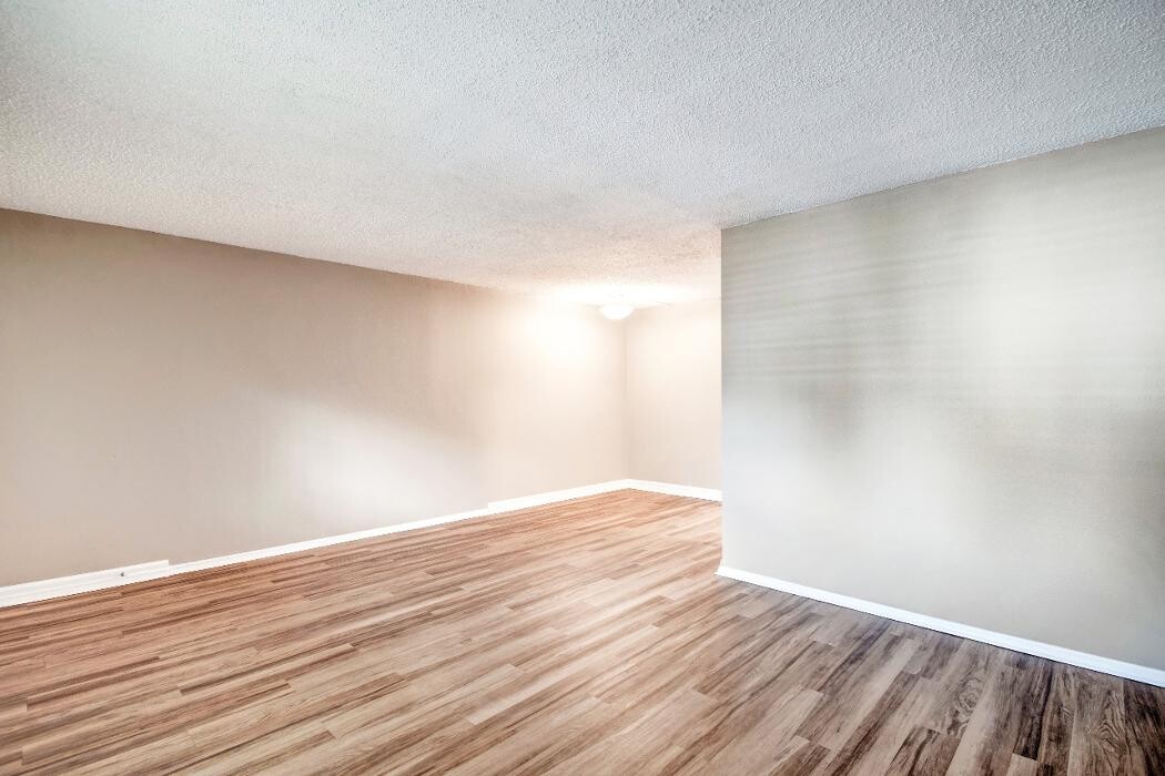 Images Waterchase Apartments