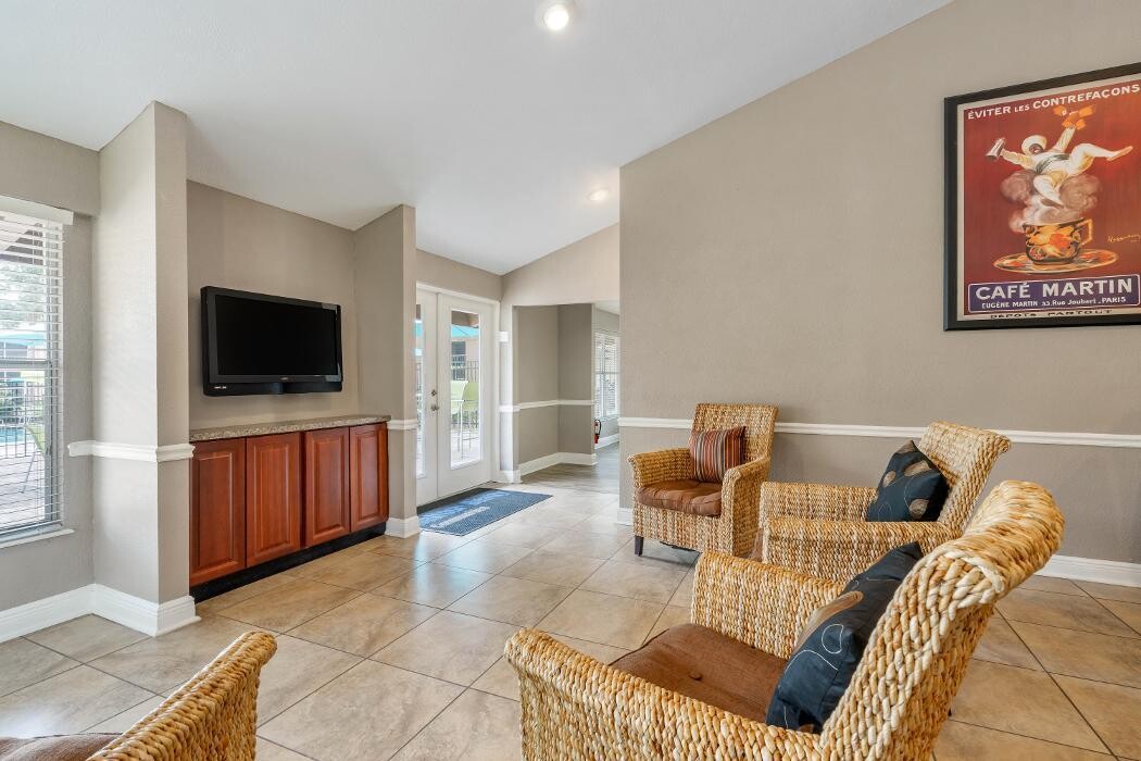 Images Waterchase Apartments