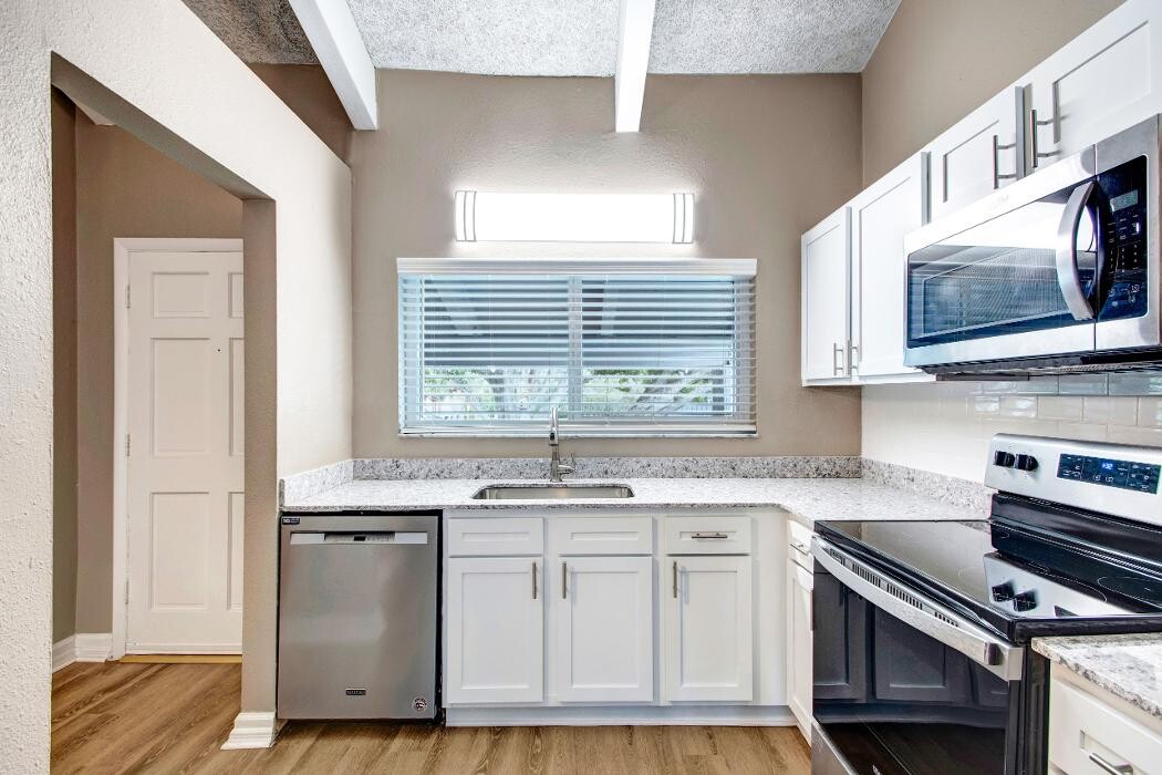 Images Waterchase Apartments