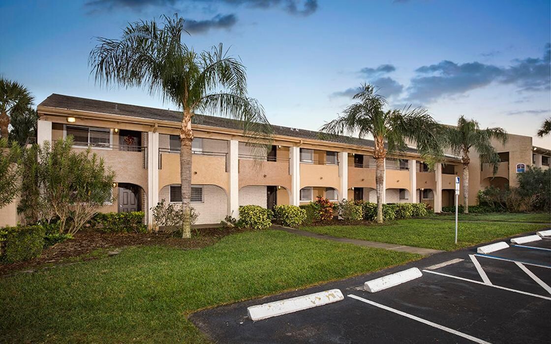 Images Waterchase Apartments