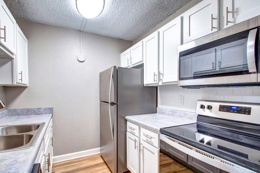 Images Waterchase Apartments