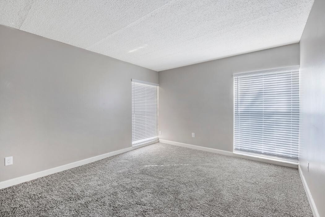 Images Waterchase Apartments