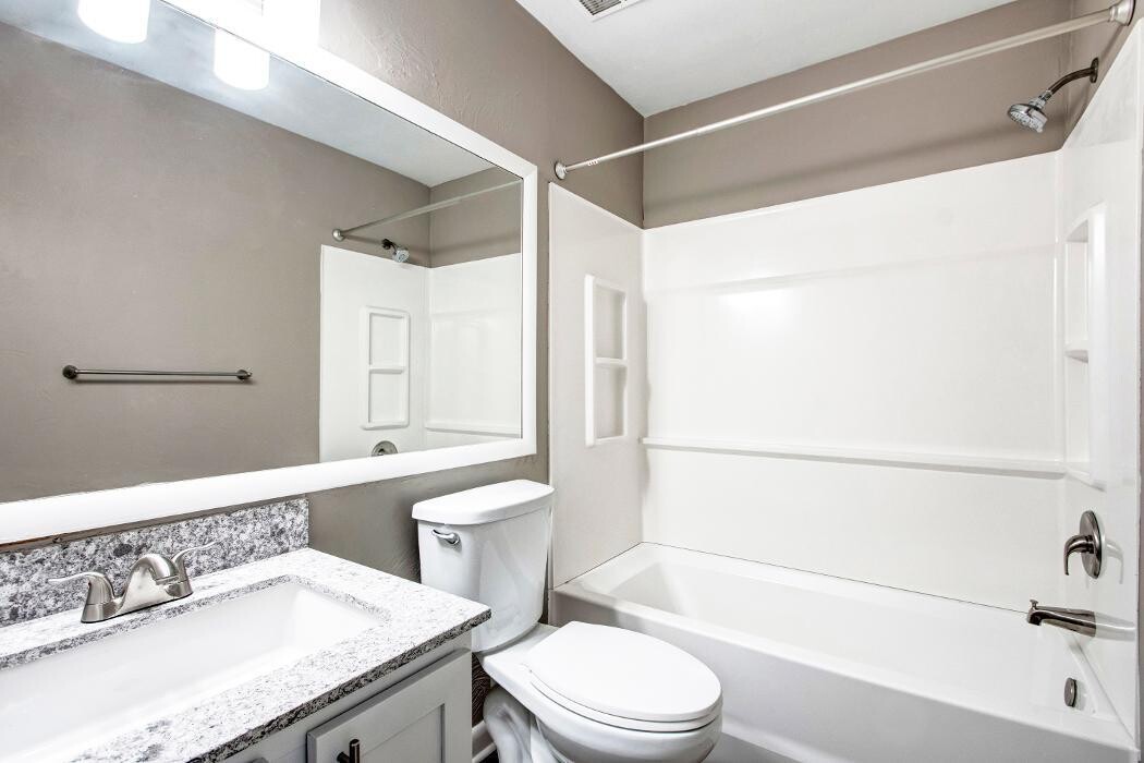 Images Waterchase Apartments