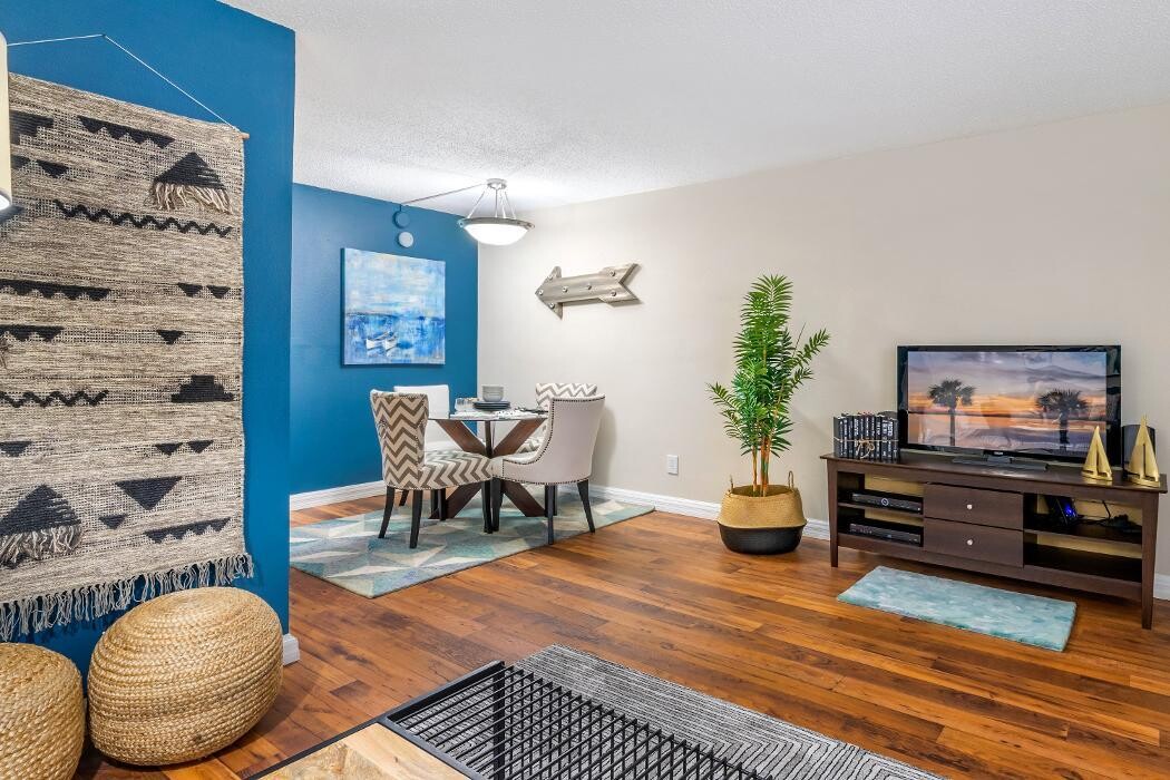 Images Waterchase Apartments