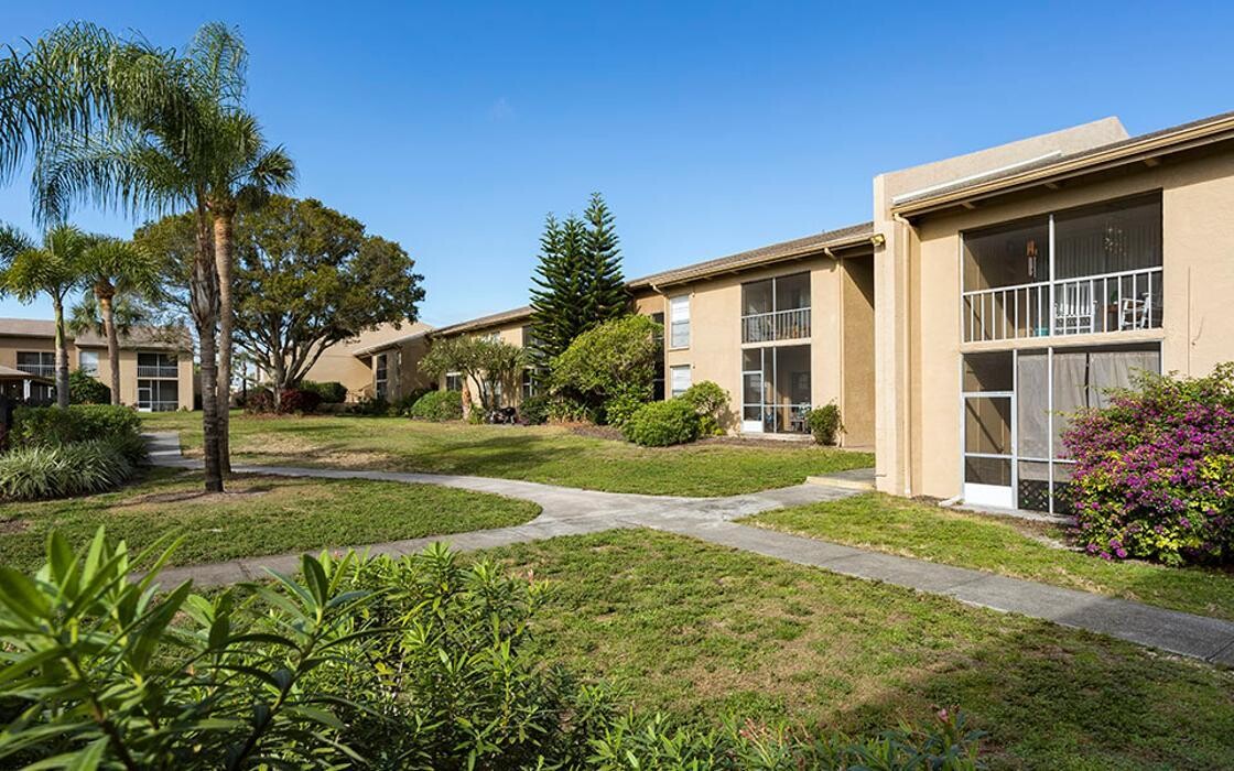 Images Waterchase Apartments