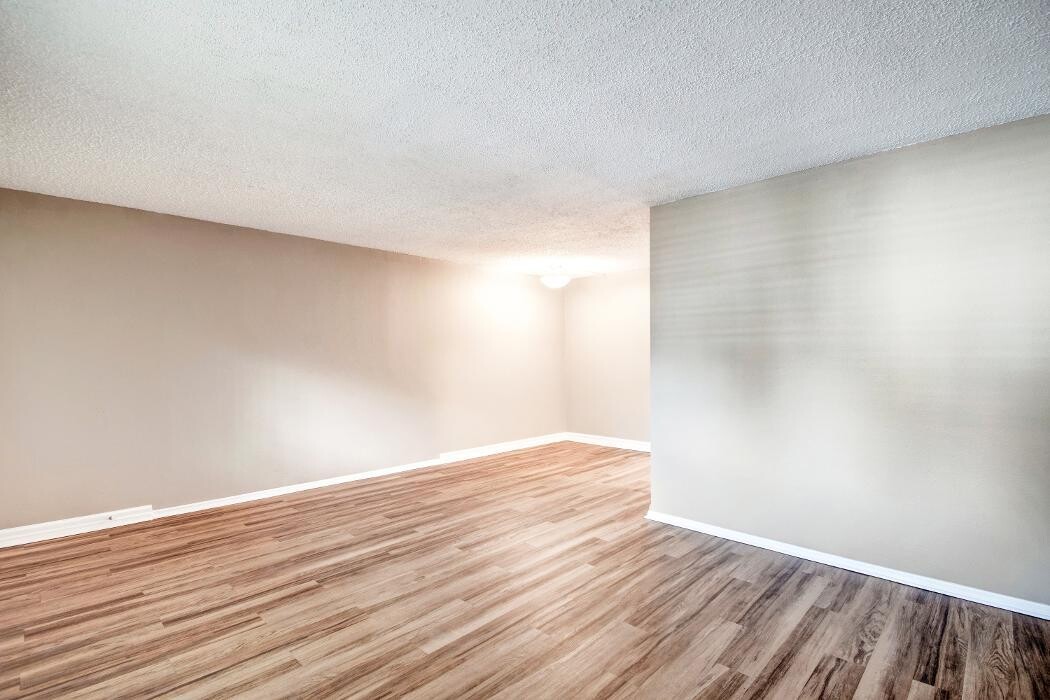 Images Waterchase Apartments