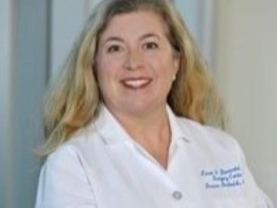 Images Schweiger Dermatology Group - Chesterfield 101