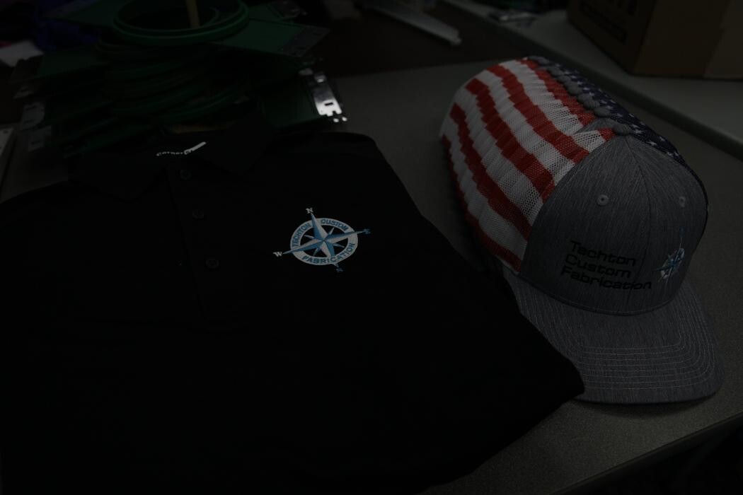 Images White House Custom Apparel & Graphics
