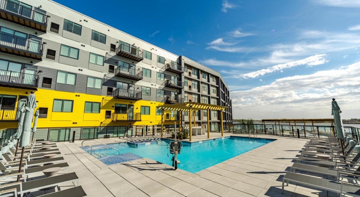Images Rivermark Northern Liberties Apartments
