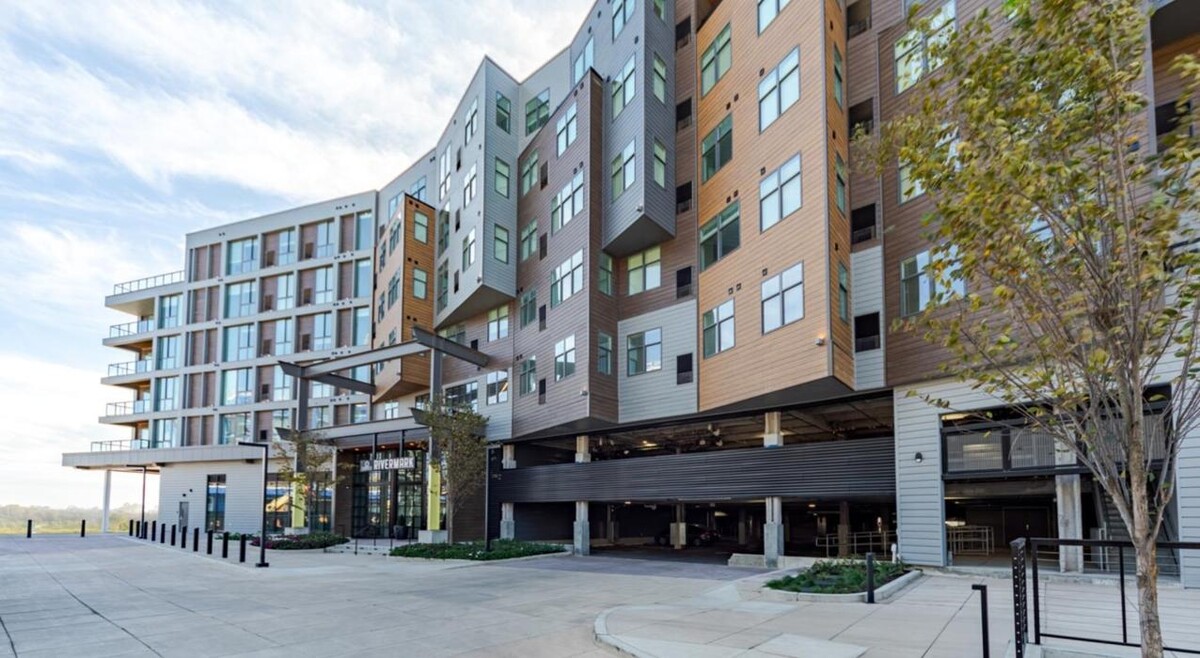 Images Rivermark Northern Liberties Apartments