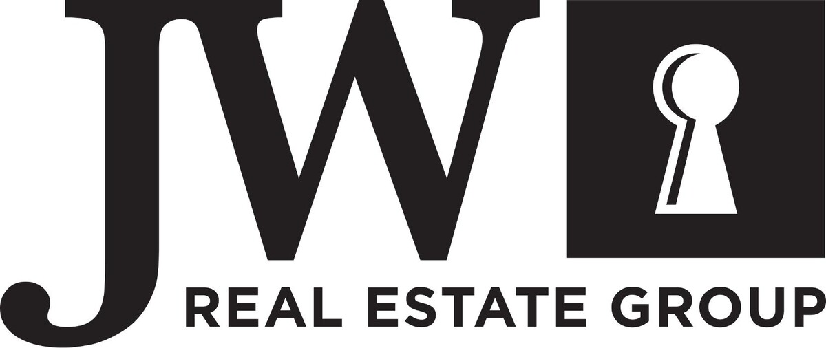 JW Real Estate Group, RE/MAX Advantage Plus Logo