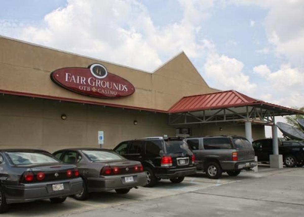 Images Elmwood Fair Grounds OTB & Casino