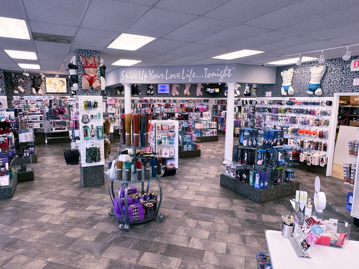 Images Lover's Lane - West Dundee