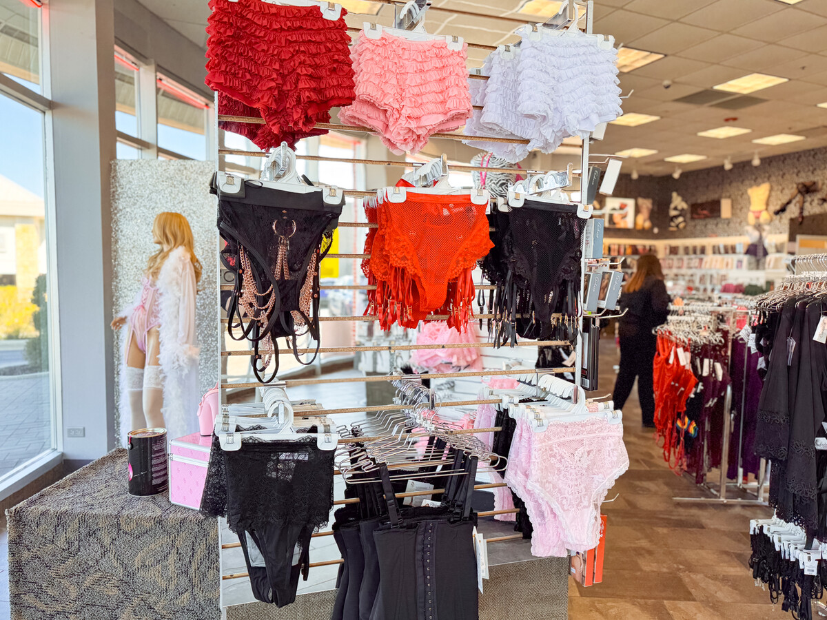 Images Lover's Lane - Arlington Heights