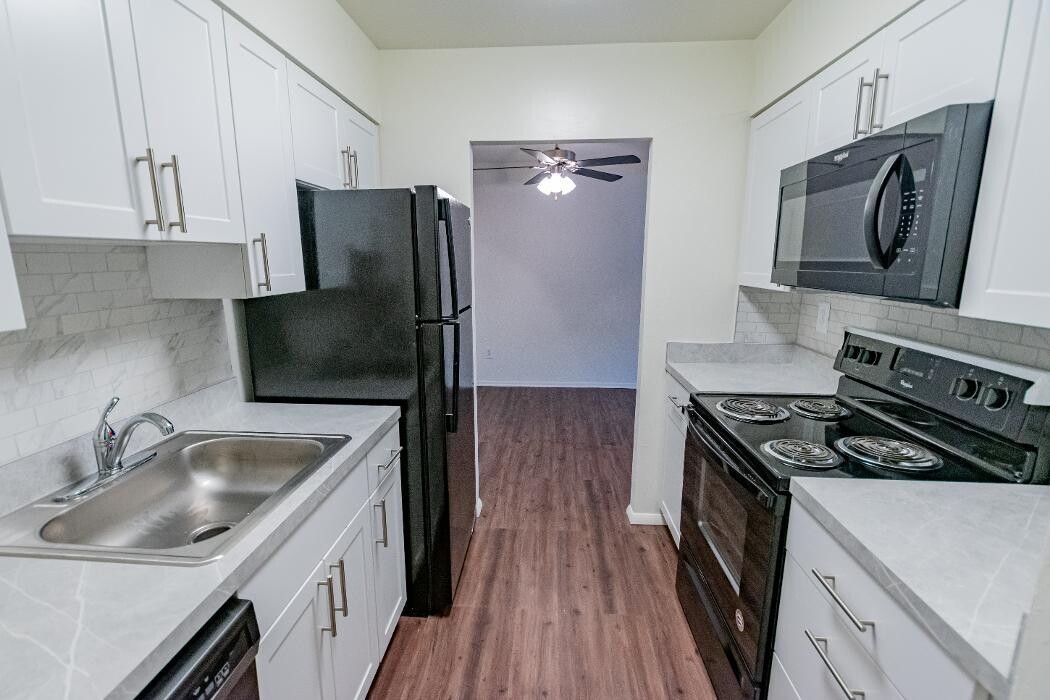 Images Paoli Place North Apartments