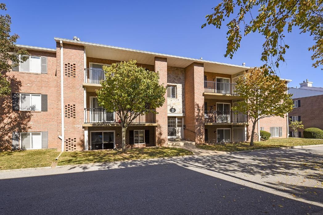 Images Paoli Place North Apartments