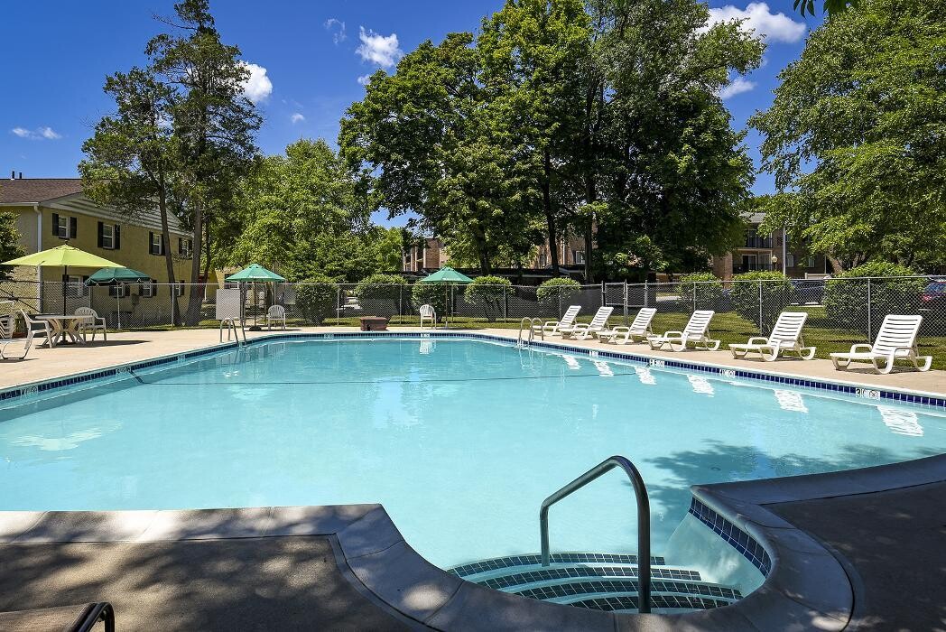 Images Paoli Place North Apartments