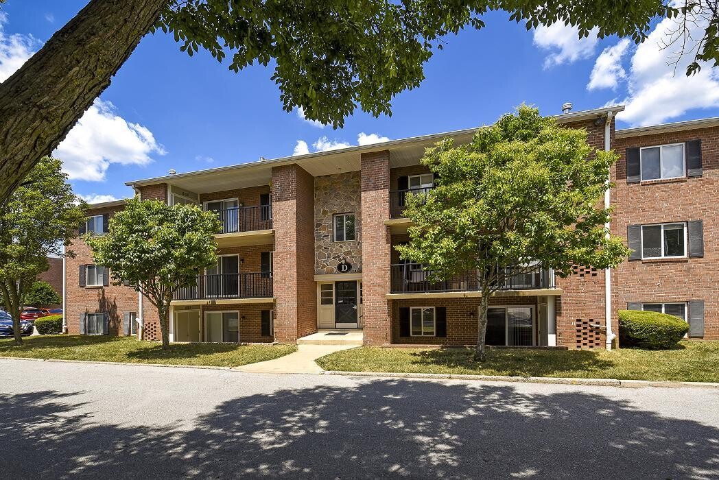 Images Paoli Place North Apartments