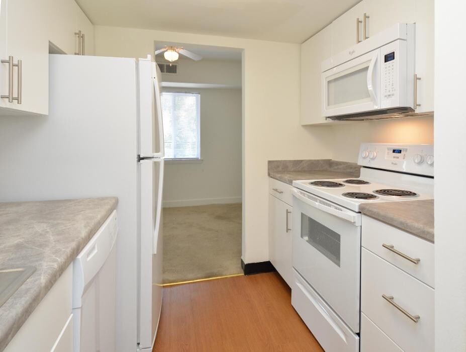 Images Paoli Place North Apartments