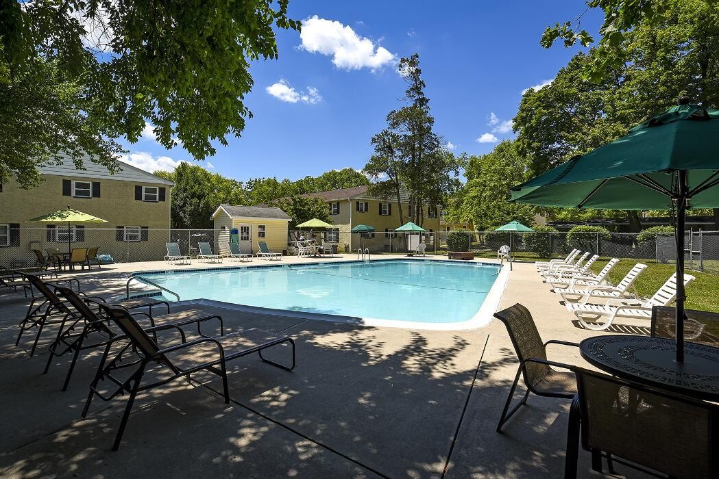 Images Paoli Place North Apartments