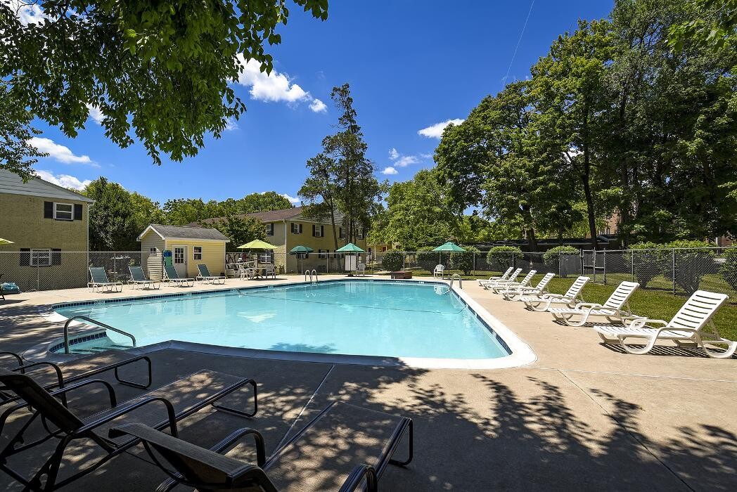 Images Paoli Place North Apartments