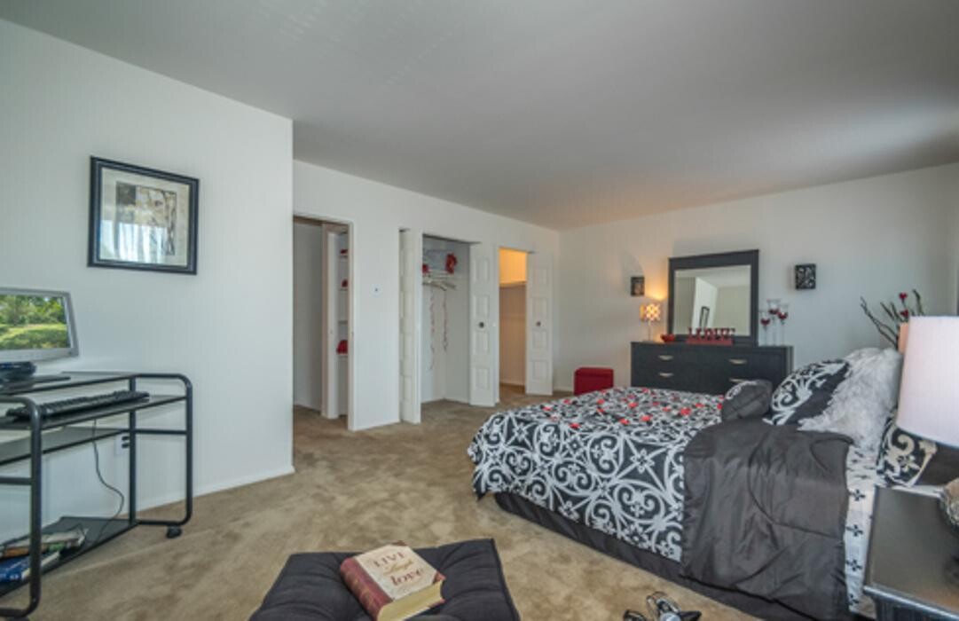 Images Red Bank Run Townhomes