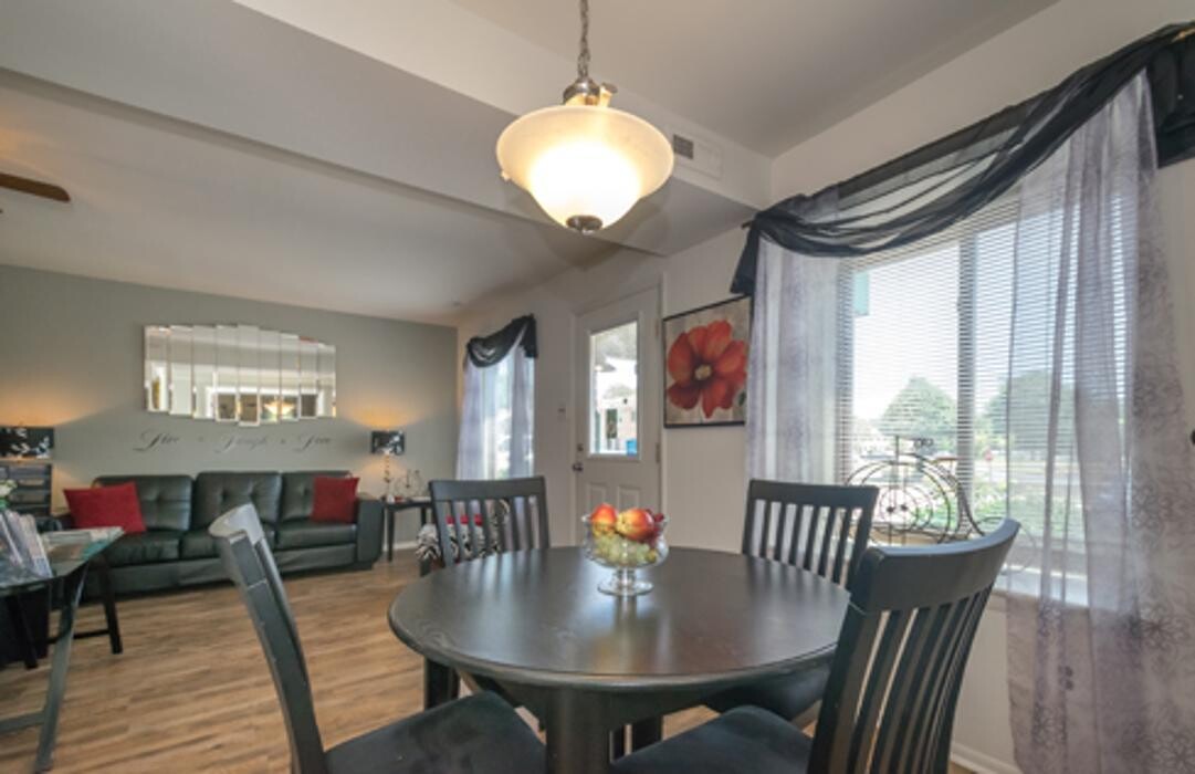 Images Red Bank Run Townhomes