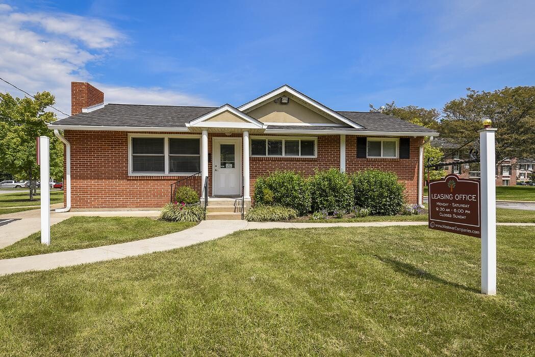 Images Chesapeake Village Apartments