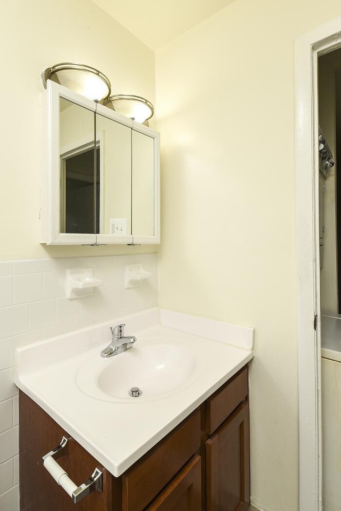 Images Middle River Townhomes