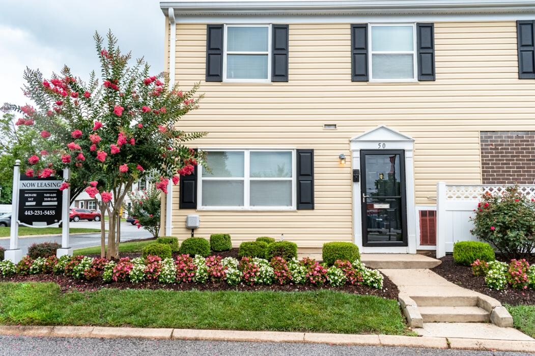 Images Middle River Townhomes