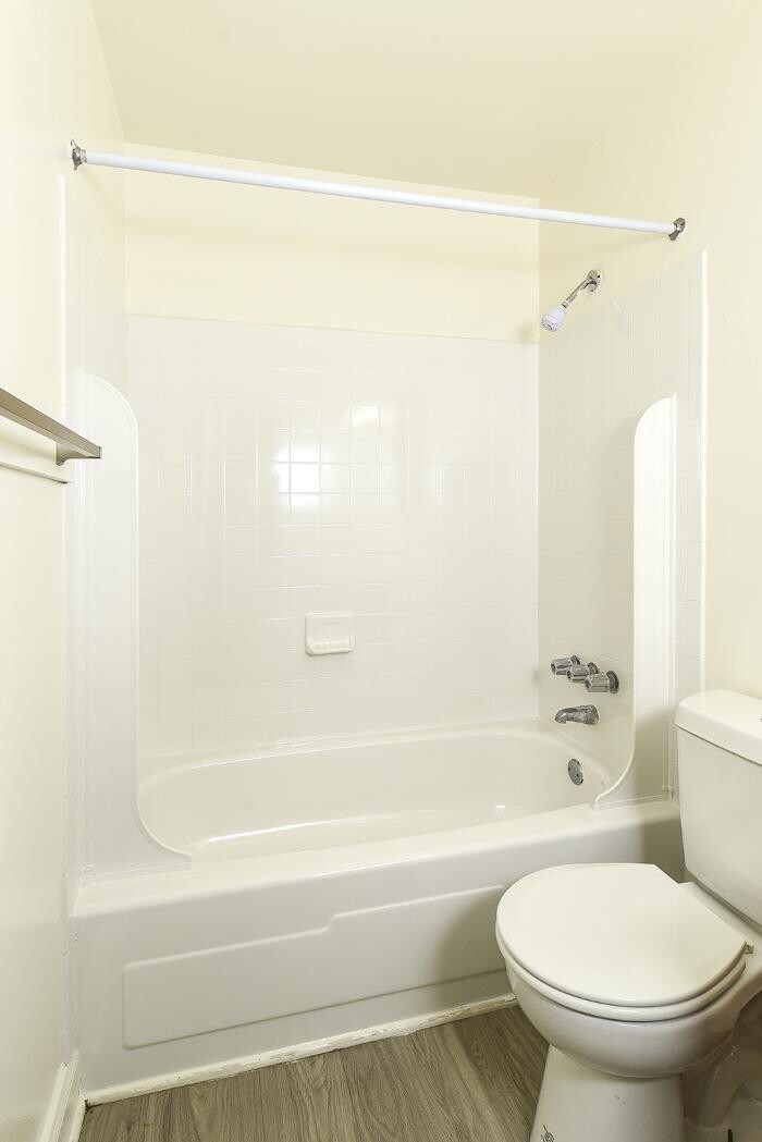 Images Middle River Townhomes