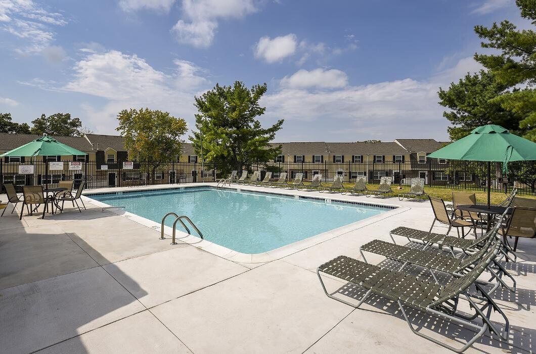 Images Middle River Townhomes