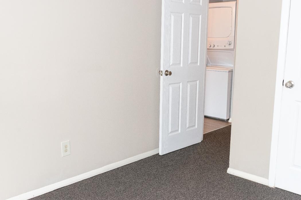 Images Middle River Townhomes