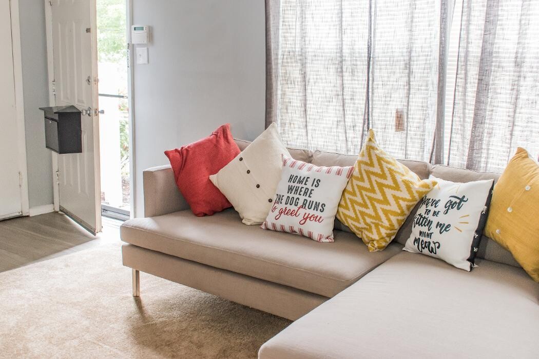 Images Middle River Townhomes