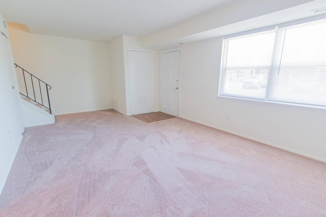 Images Middle River Townhomes