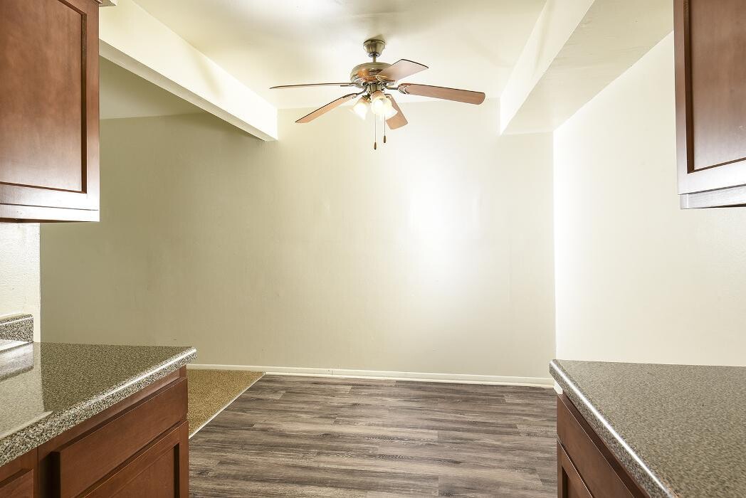 Images Middle River Townhomes