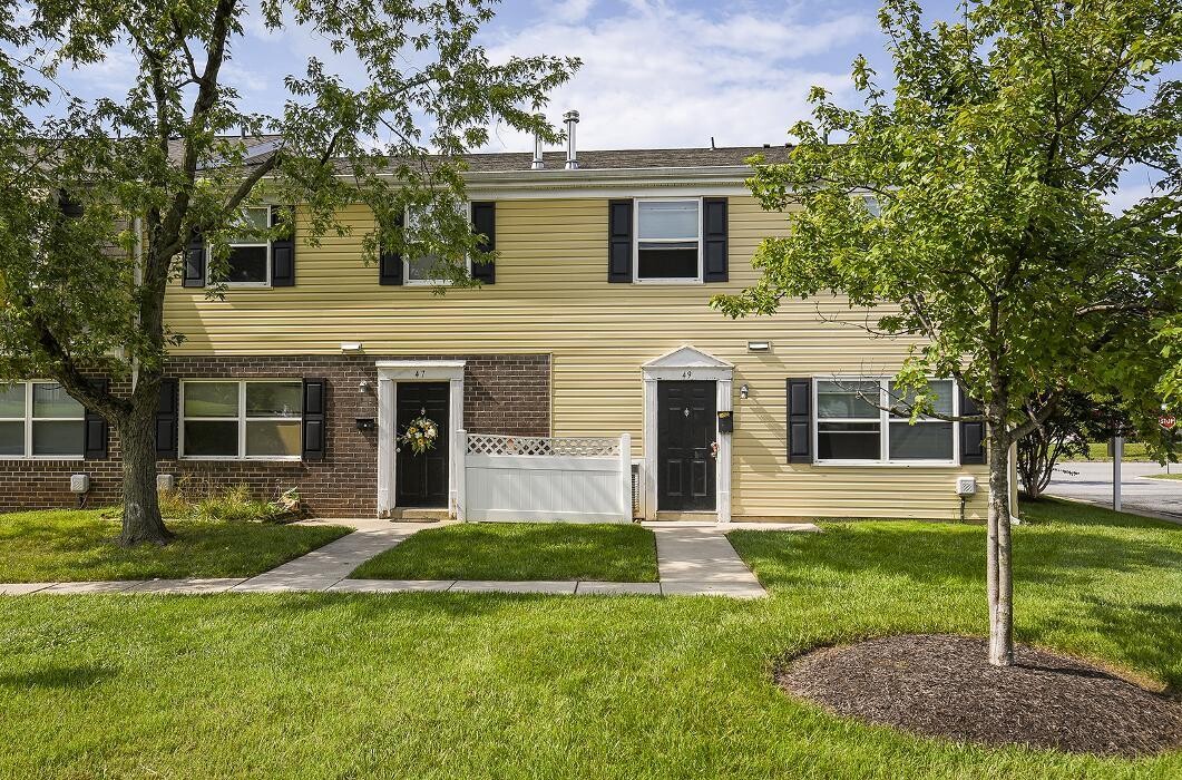 Images Middle River Townhomes