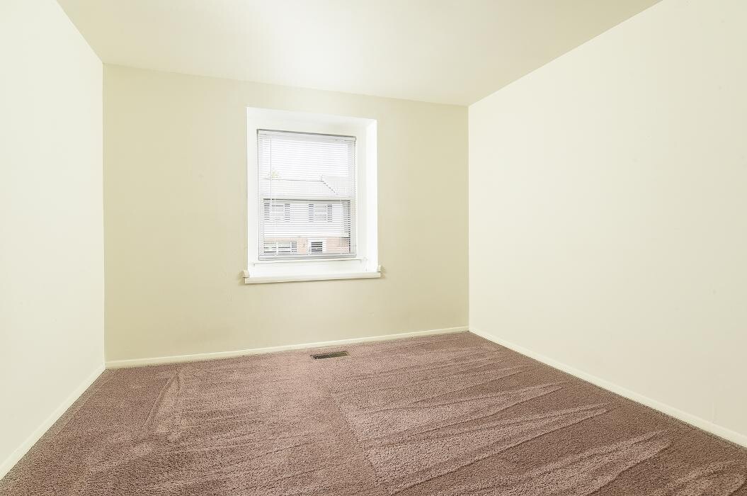 Images Middle River Townhomes