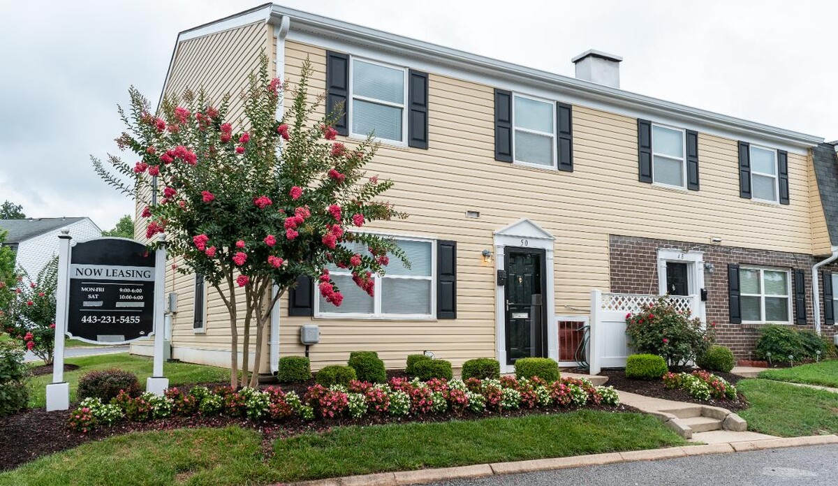 Images Middle River Townhomes