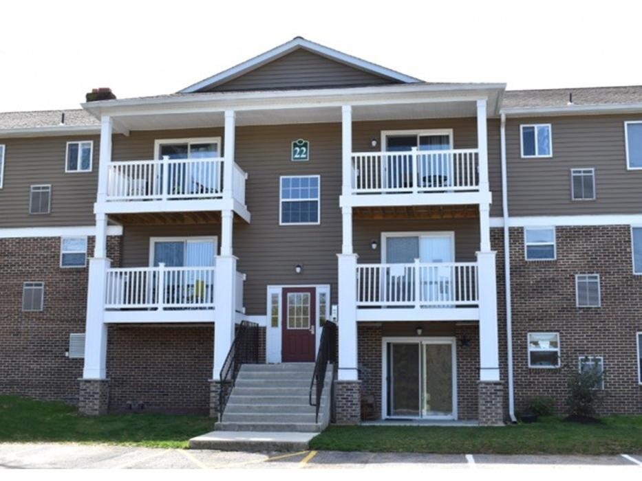 Images Oak Tree Apartments