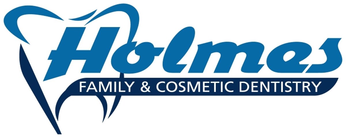 Holmes Family & Cosmetic Dentistry Logo